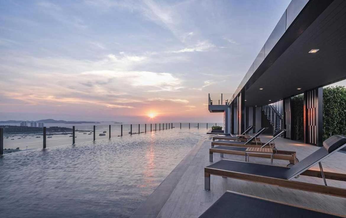 The Base Central Pattaya By Adam Zewnętrze zdjęcie